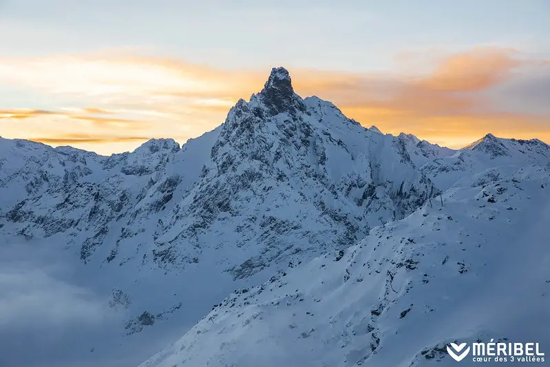 First track 5 ski lever de soleil alpes