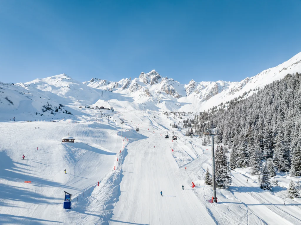 Skiing in Courchevel: The Ultimate Guide to an Unforgettable Experience in the Alps 7 Courchevel ski resort