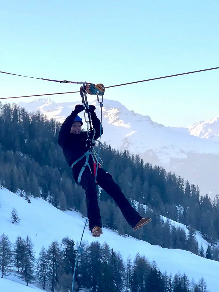 Activités hiver La Plagne : les incontournables à tester ! 9 activité montagne hiver la plagne tyrolienne