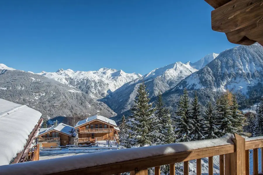 Vacances en montagne en hiver sans ski : découvrir les Alpes autrement 1 chalets à louer à Courchevel Village - vue en hiver