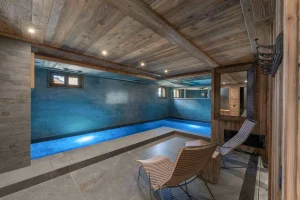 location chalet meribel piscine