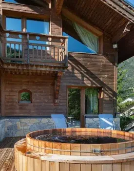 chalet avec jacuzzi