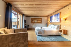 chalet ferme meribel_Bedroom1-2