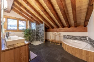 chalet ferme meribel_Bedroom3-5