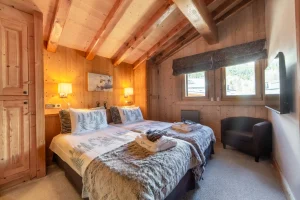chalet ferme meribel_Bedroom4-1