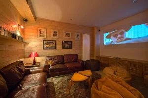 location chalet meribel - salle TV