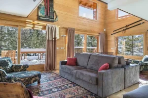location chalet meribel - salon toit cathédrale