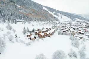 rent chalet in Courchevel